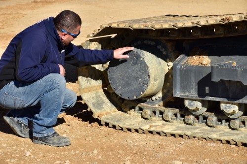 Excavator Undercarriage Inspection Procedure